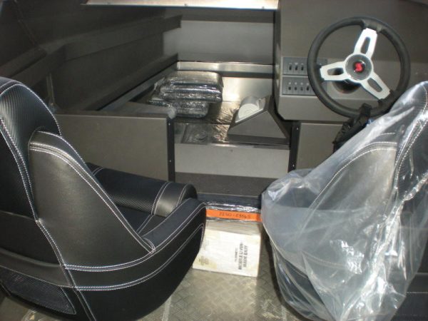 2024 Stabicraft 3545D323 2250 Ultra Centrecab Offshore - Image 4