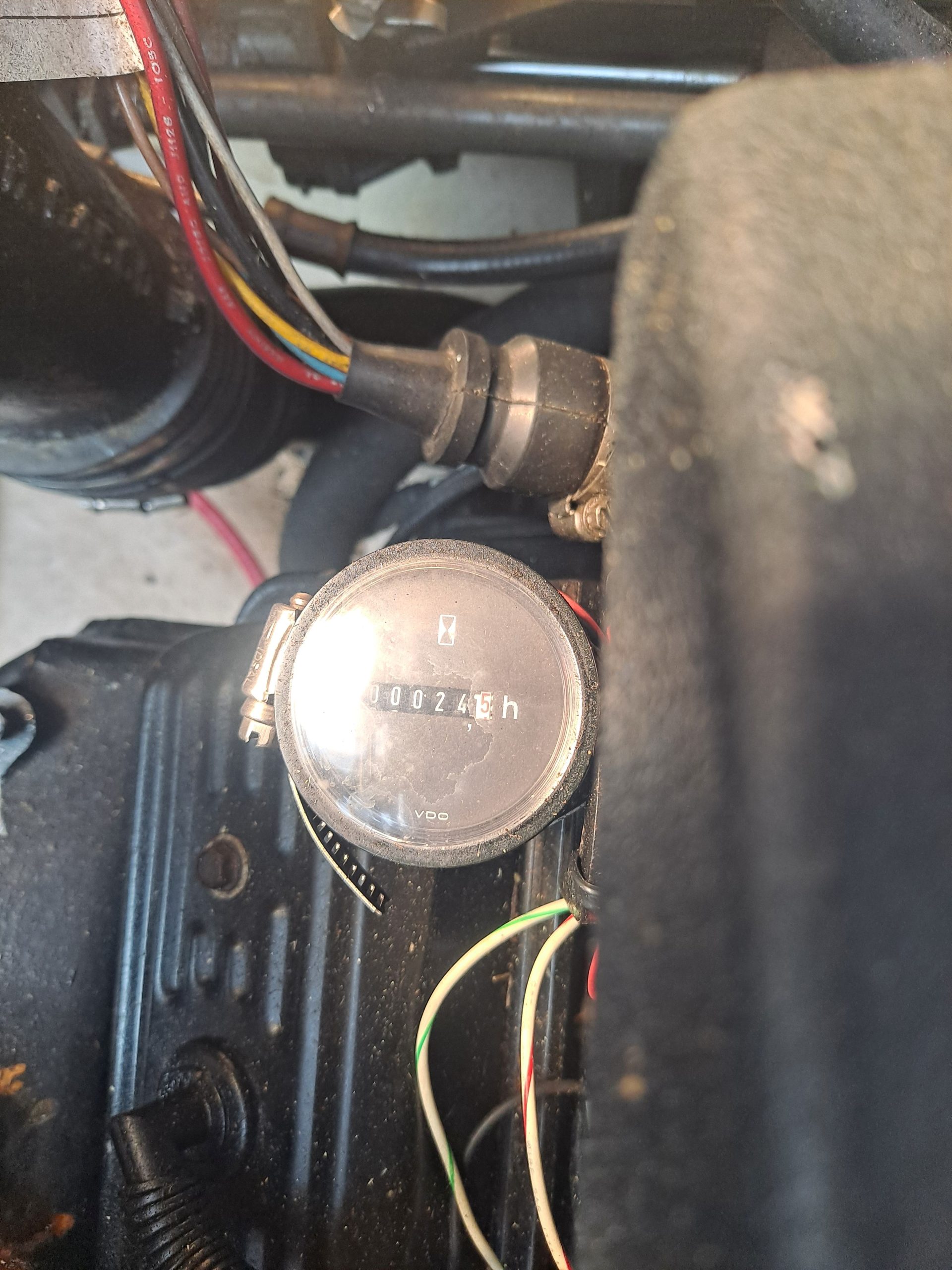 1987 Bayliner Contessa Command Bridge - Image 9