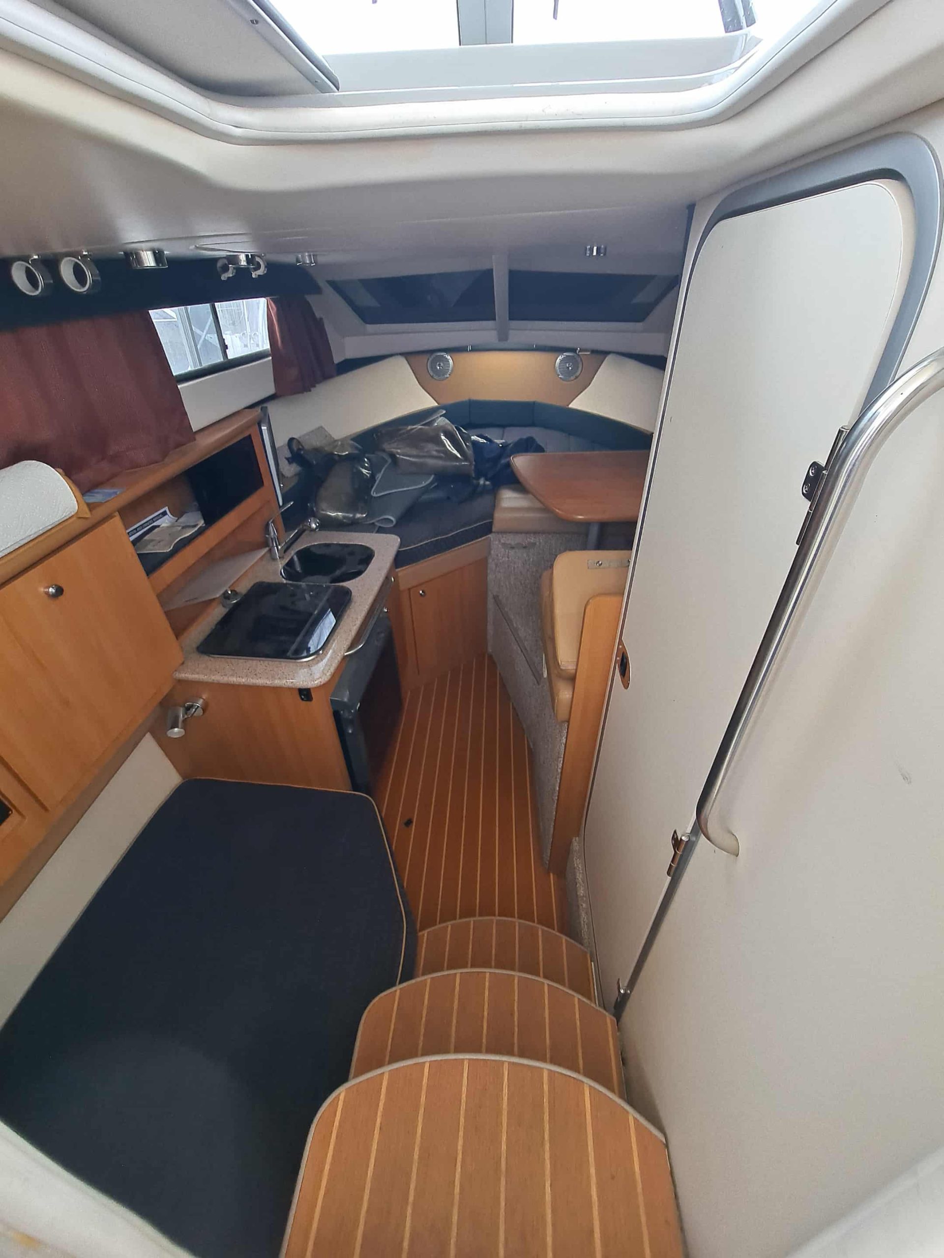 2008 Bayliner 246 Discovery - Image 6