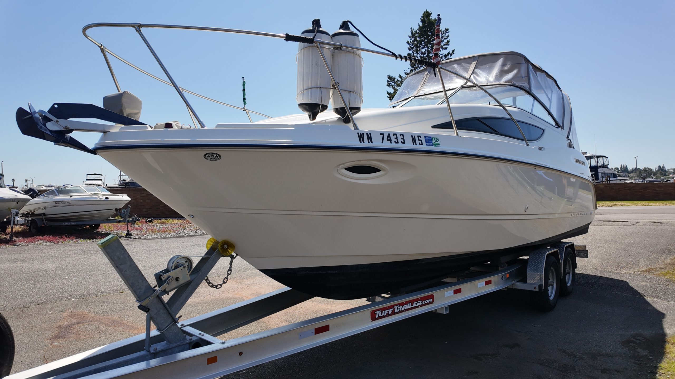 2005 Bayliner 285
