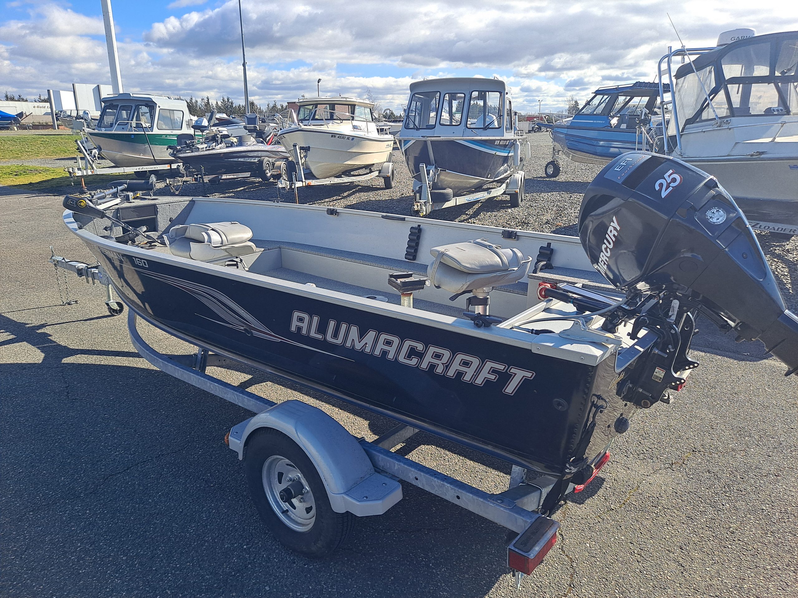 2012 Alumacraft Fisherman 160