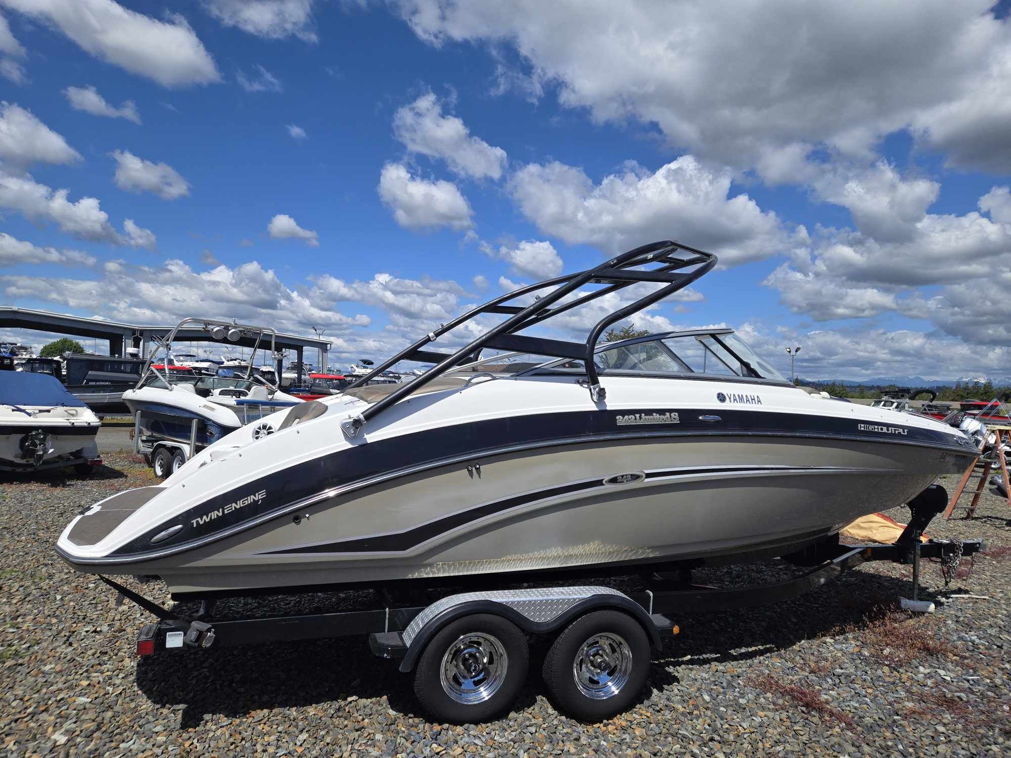 2012 Yamaha 242 Limited