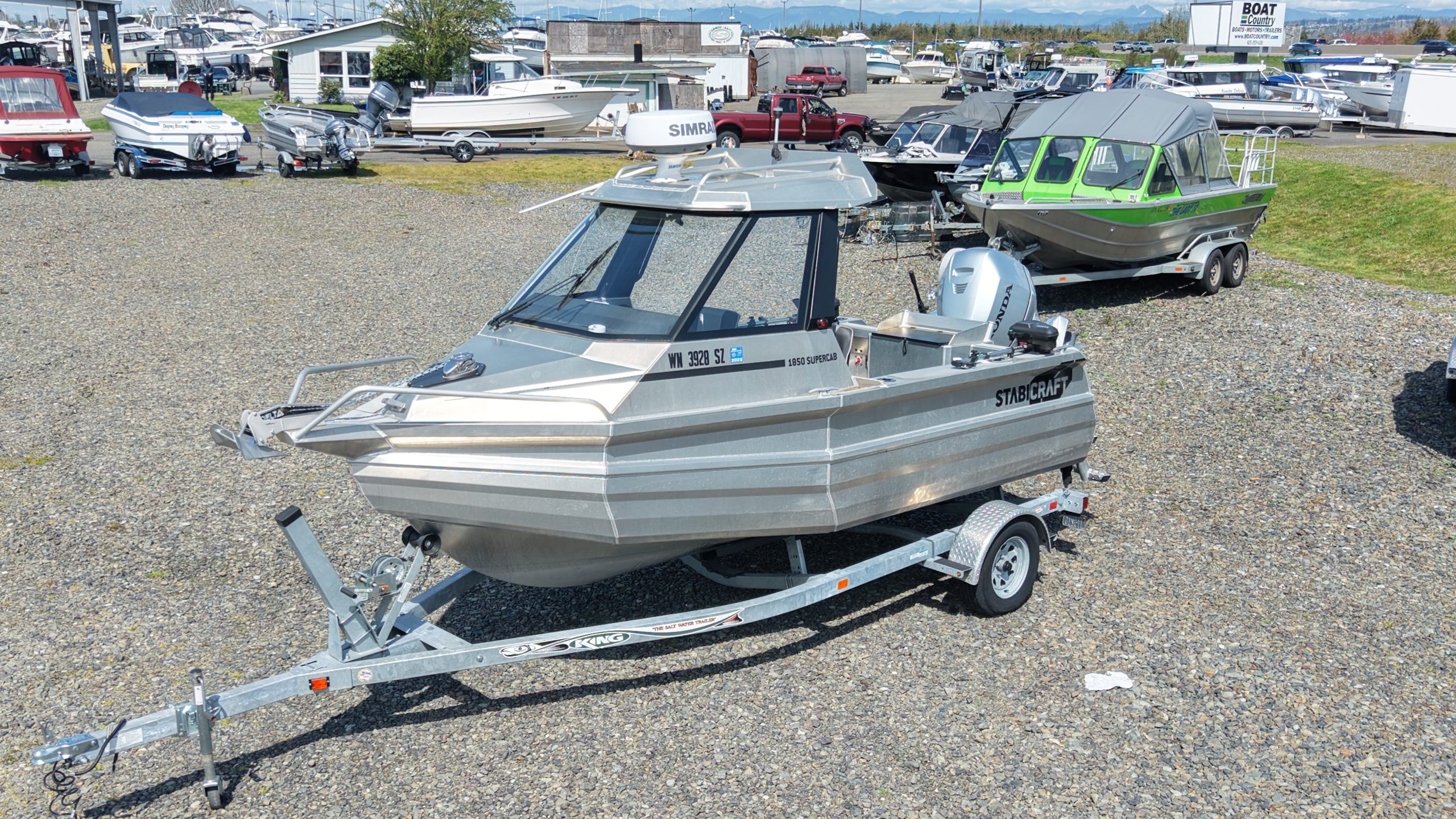 What to Look for in a Boat Dealer When Buying a Boat in Seattle