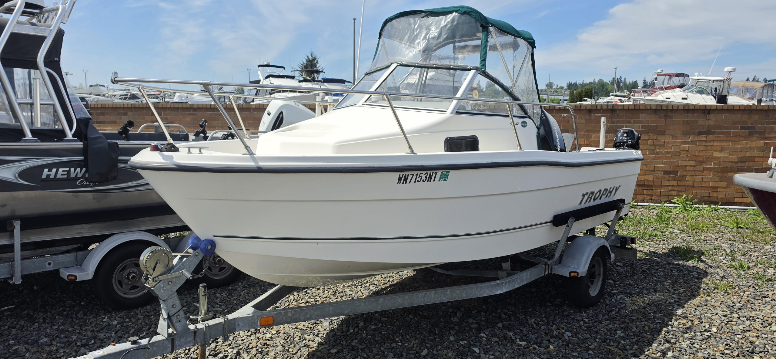 2006 TROPHY 1802 WA