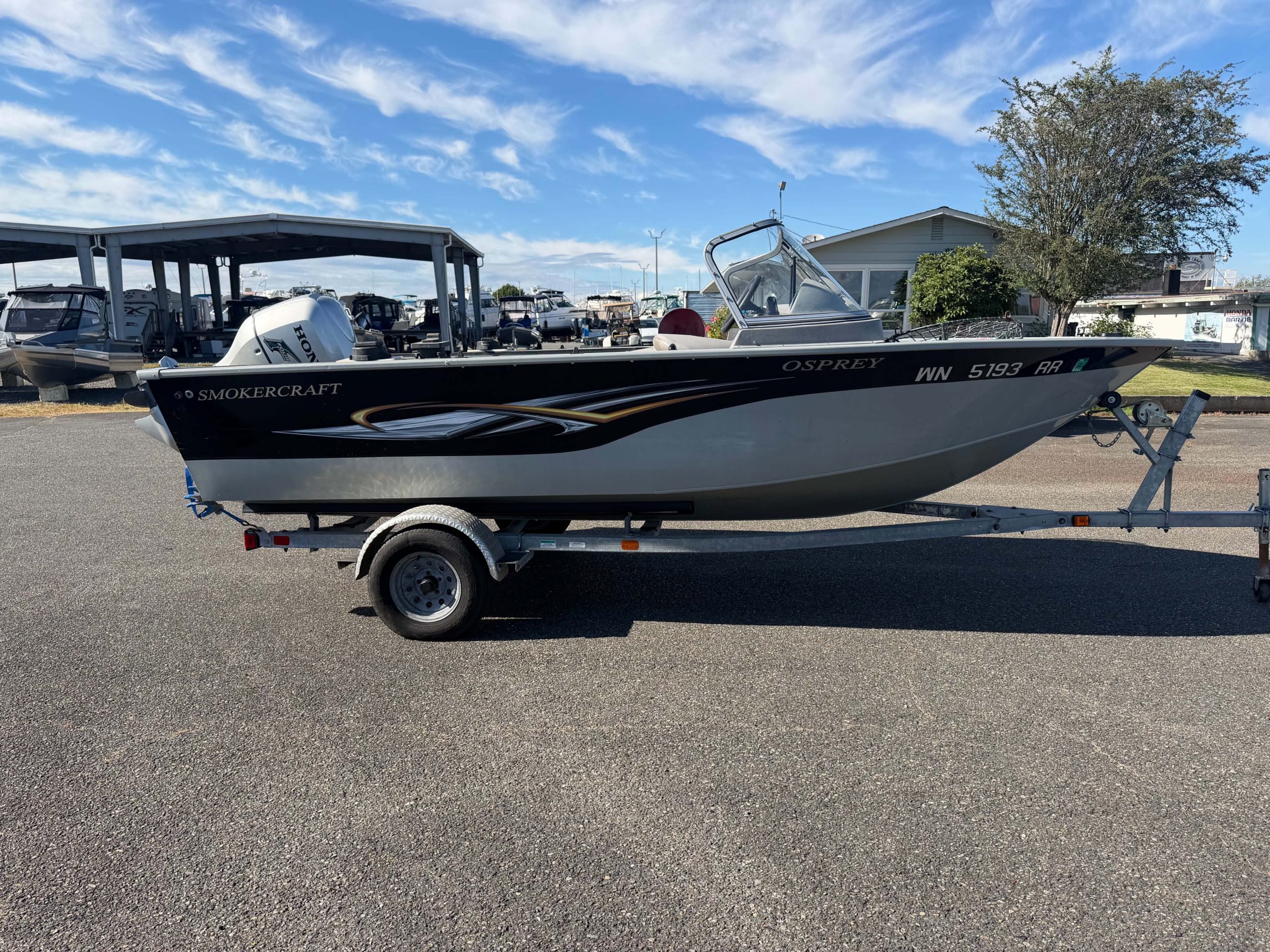 2012 Smokercraft Osprey 172