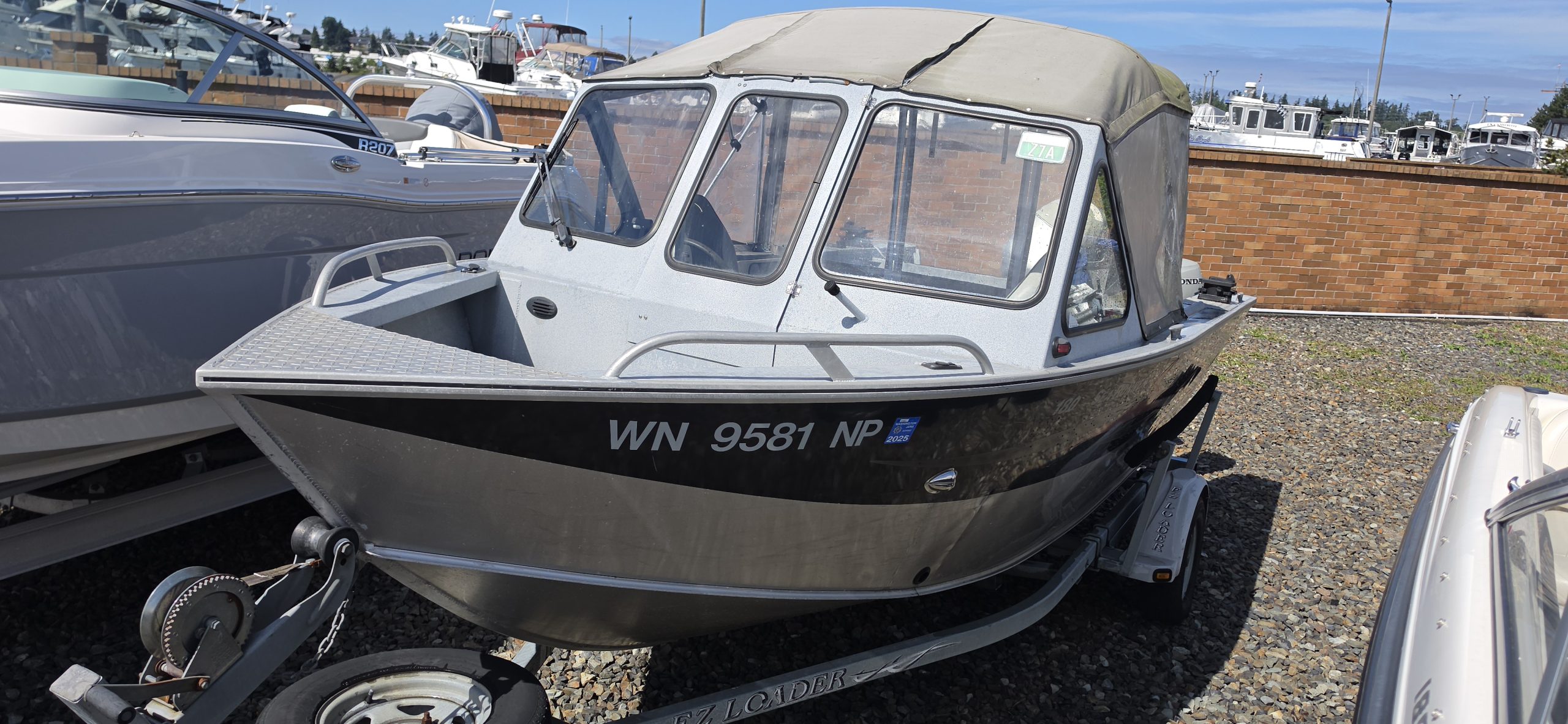 2005 Hewescraft 180 Sea Runner