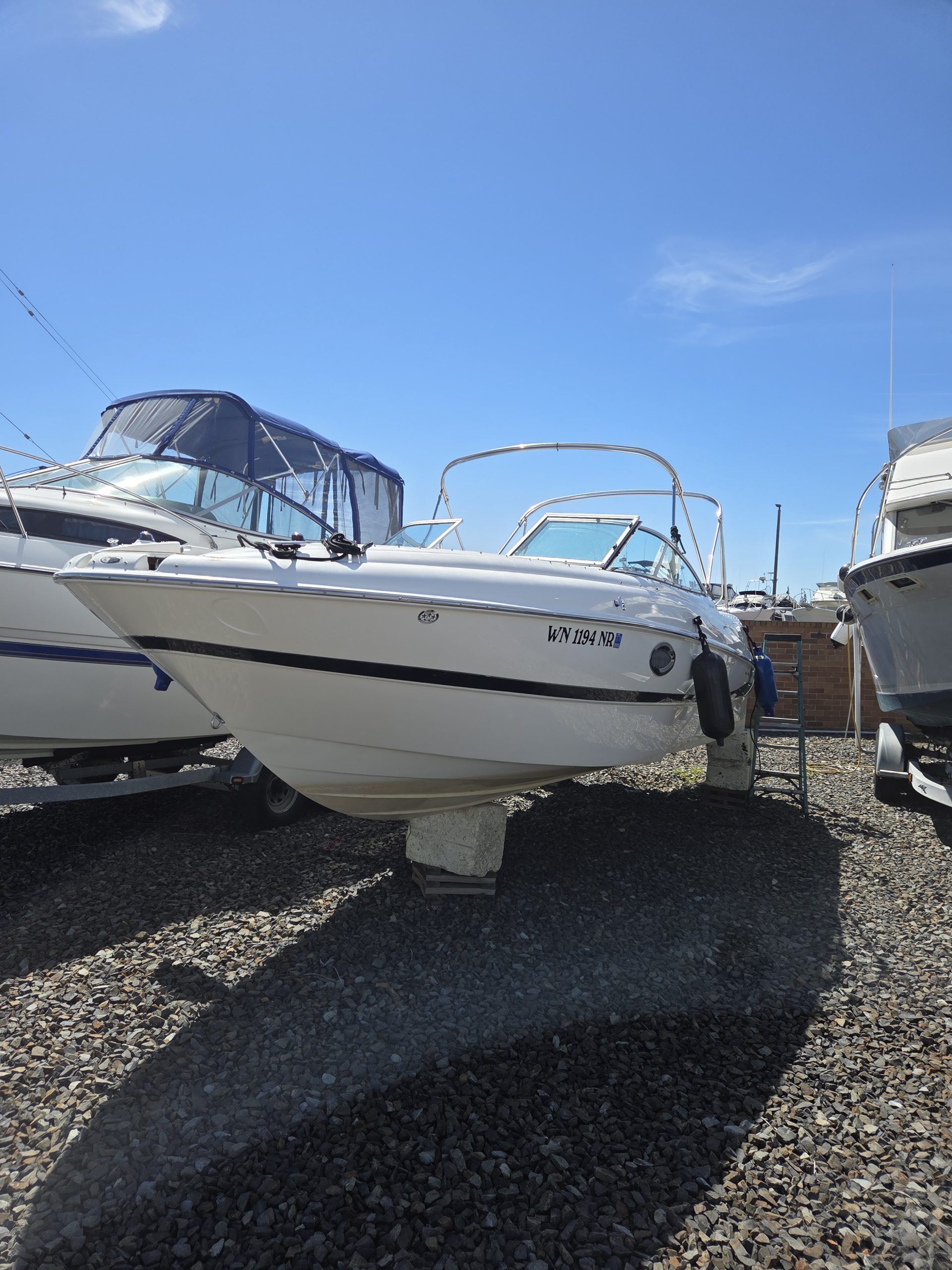 2005 Maxum 2400 SD